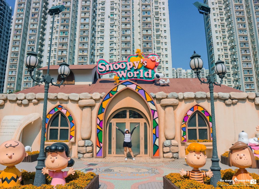 snoopy world