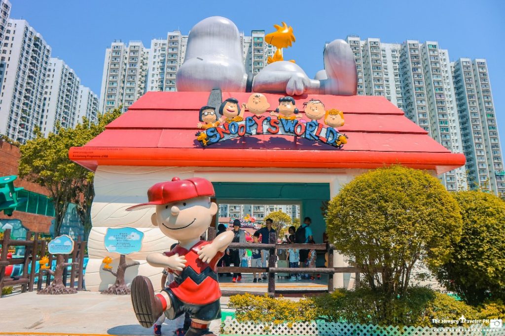 snoopy world